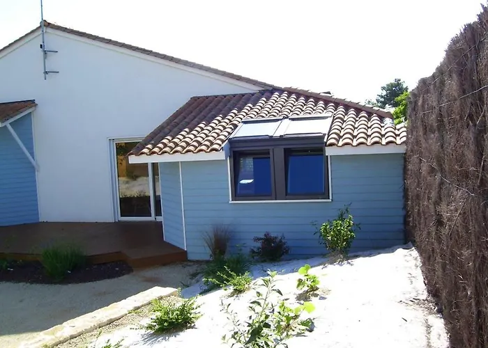 Ensoleillee A Hilaire De Riez Avec Piscine Privee